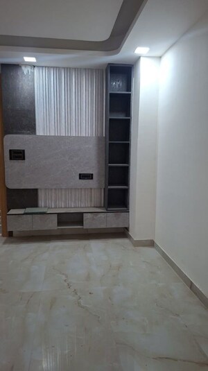 Bathroom in 2 BHK Builder Floor at Bisrakh Jalalpur – for Rent