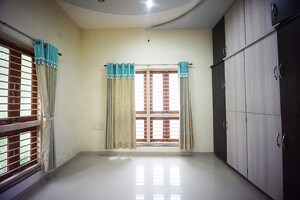 Room in 5 BHK Independent House at Bapunagar – for Sale