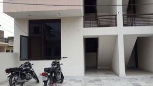 Parking in 1 BHK Builder Floor at Preet Colony – for Sale