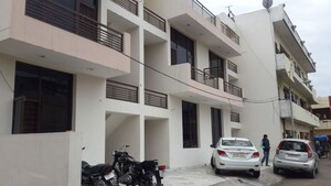 1 BHK Builder Floor For Sale in Preet Colony