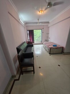 2 BHK Apartment For Rent in Chembur