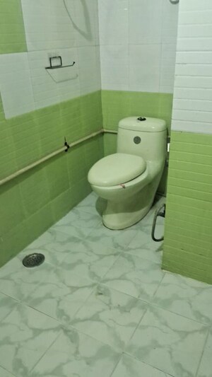 Bathroom in 1 RK Builder Floor at Sector 19 – for Rent