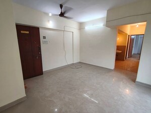 Room in 2 BHK Apartment at Yashodha Apartment Kasarvadavali, Kasarvadavali – for Rent