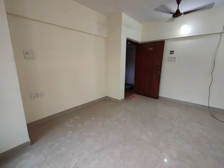 Room, yashodha-apartment-kasarvadavali 2 Bedroom 570 Sq.Ft. Apartment In Kasarvadavali Thane 10582797