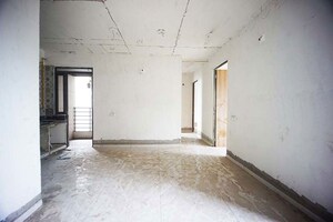 Room in 3 BHK Apartment at Narol – for Sale