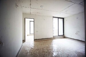 Room in 3 BHK Apartment at Narol – for Sale