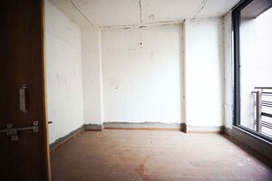 Room in 3 BHK Apartment at Narol – for Sale