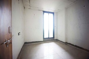 Room in 3 BHK Apartment at Narol – for Sale
