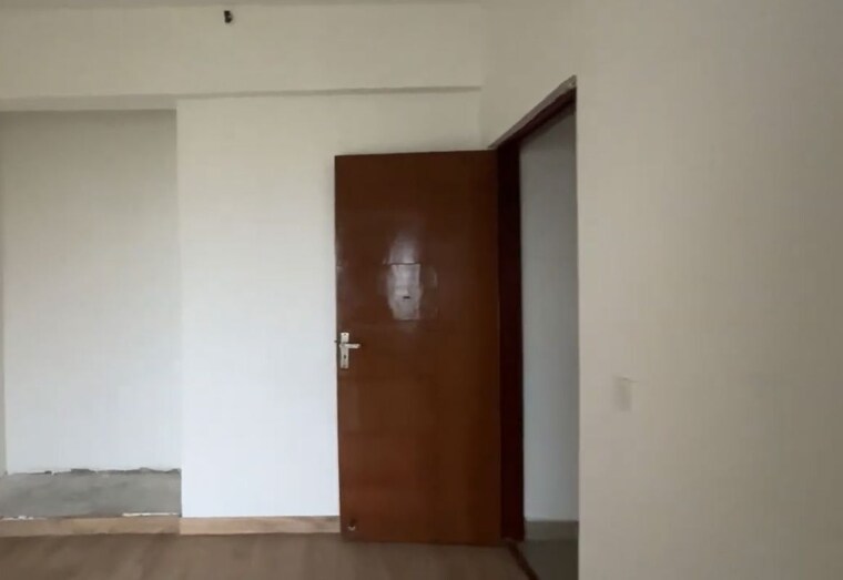 Room, express-zenith 3.5 Bedroom 1310 Sq.Ft. Apartment In Sector 77 Noida 10582815