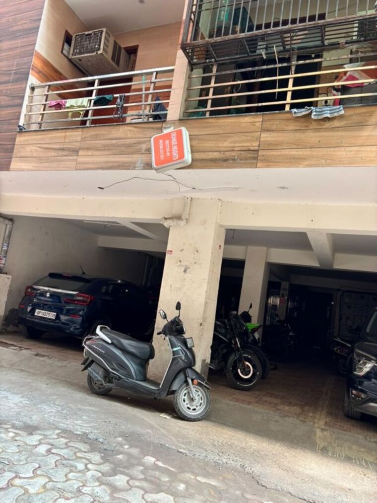  Parking, sector 49 2 Bedroom 900 Sq.Ft. Builder Floor In Sector 49 Noida 10582822