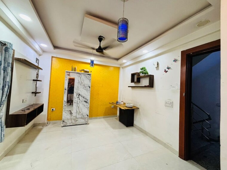 Team Area, sector 49 2 Bedroom 900 Sq.Ft. Builder Floor In Sector 49 Noida 10582822