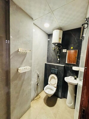 Team Area in 2 BHK Builder Floor at Sector 49 – for Sale