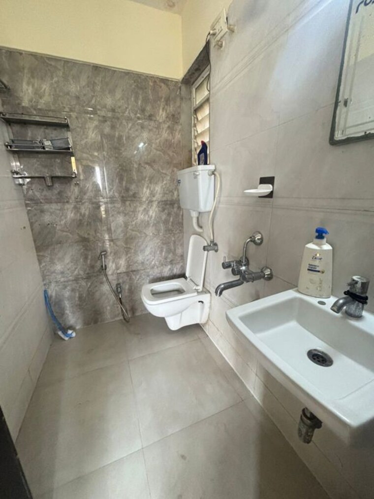Bathroom, rosa-elite 2 Bedroom 600 Sq.Ft. Apartment In Bhayandarpada Thane 10582834