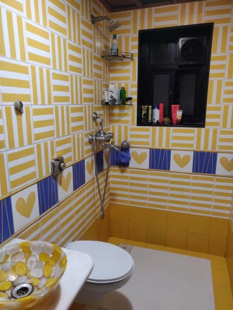 Balcony, meenaxi-towers 3 Bedroom 1200 Sq.Ft. Apartment In Gokuldham Colony Mumbai 10582824