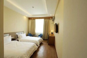  Pg For Rent in Dlf City Phase 3
