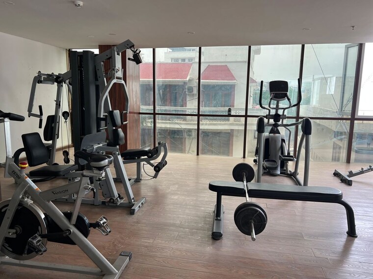 Gym, dlf city phase 3 Pg For Boys & Girls In Dlf City Phase 3 10582804