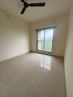 Room in 2 BHK Apartment at Puranik City, Kasarvadavali – for Rent