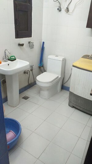 Washroom in 2 BHK Builder Floor at Naraina – for Rent
