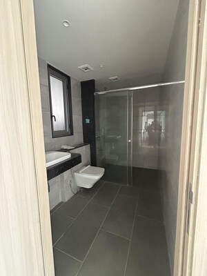 Bathroom in 4 BHK Apartment at Rustomjee Crown, Prabhadevi – for Rent