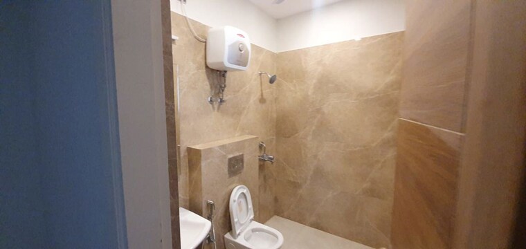 Bathroom, ananta-lifestyle 3 Bedroom 1650 Sq.Ft. Apartment In Lohgarh Zirakpur 10582874