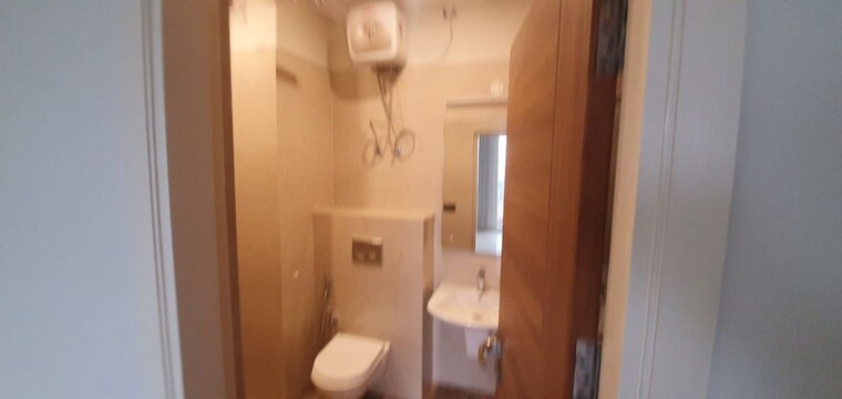 Bathroom, ananta-lifestyle 3 Bedroom 1650 Sq.Ft. Apartment In Lohgarh Zirakpur 10582874