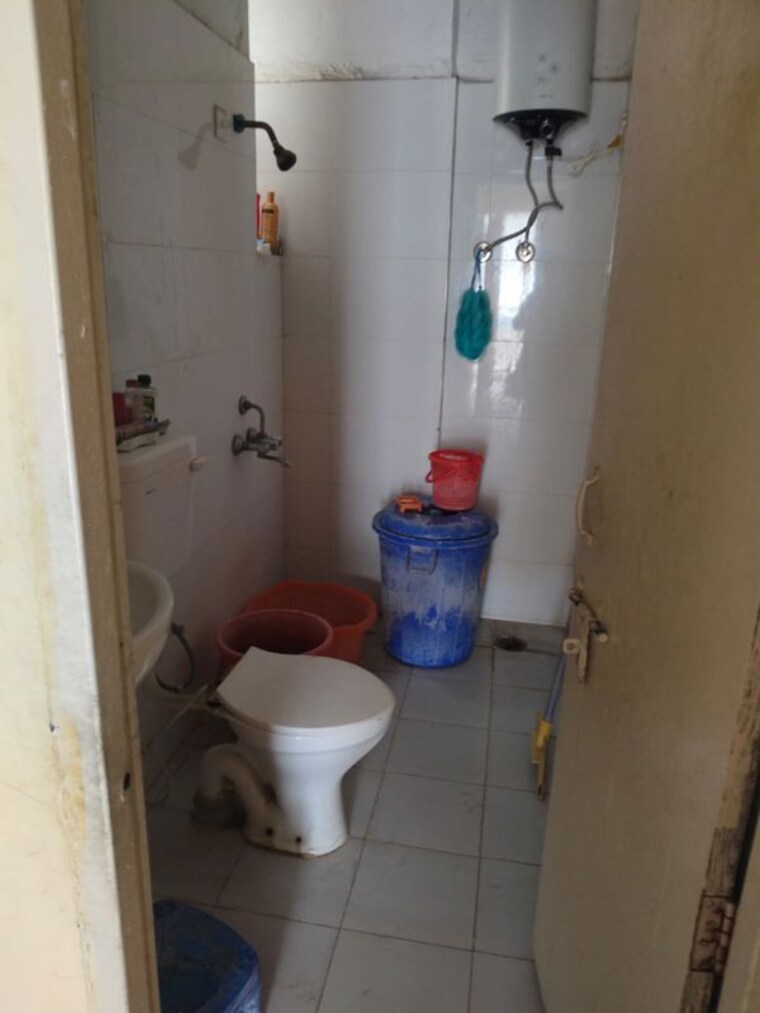 Bathroom, adore-happy-homes 3 Bedroom 645 Sq.Ft. Apartment In Sector 86 Faridabad 10582890