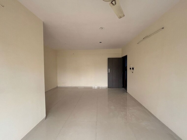 Room, godrej-emerald 3 Bedroom 720 Sq.Ft. Apartment In Ghodbunder Road Thane 10582900