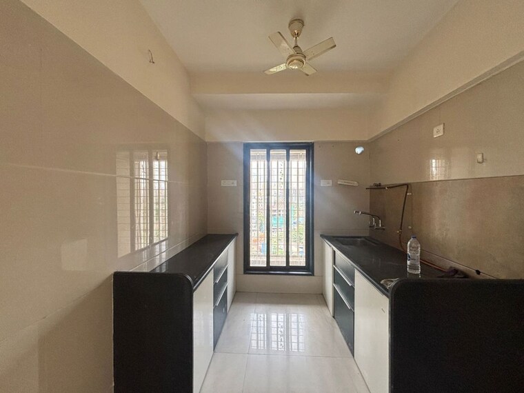 Team Area, godrej-emerald 3 Bedroom 720 Sq.Ft. Apartment In Ghodbunder Road Thane 10582900
