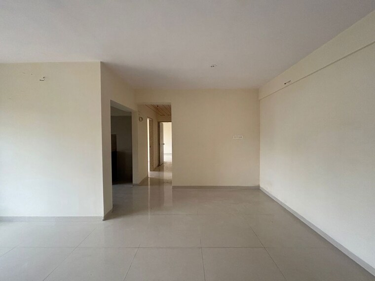 Room, godrej-emerald 3 Bedroom 720 Sq.Ft. Apartment In Ghodbunder Road Thane 10582900