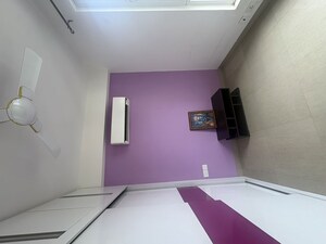 Room in 2.5 BHK Apartment at Emaar Emerald Estate, Sector 65 – for Rent