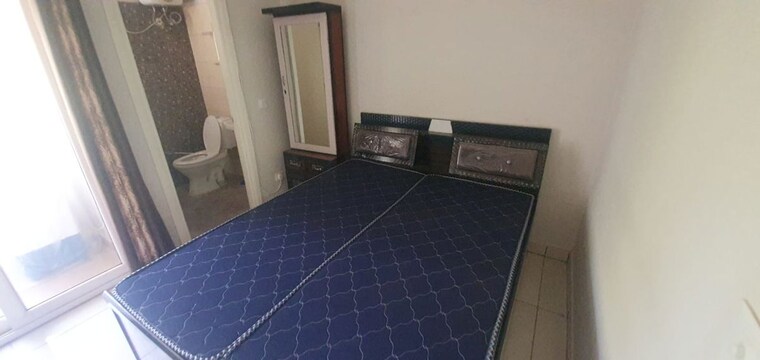 Room, nagla road 1 Bedroom 750 Sq.Ft. Apartment In Nagla Road Zirakpur 10582898