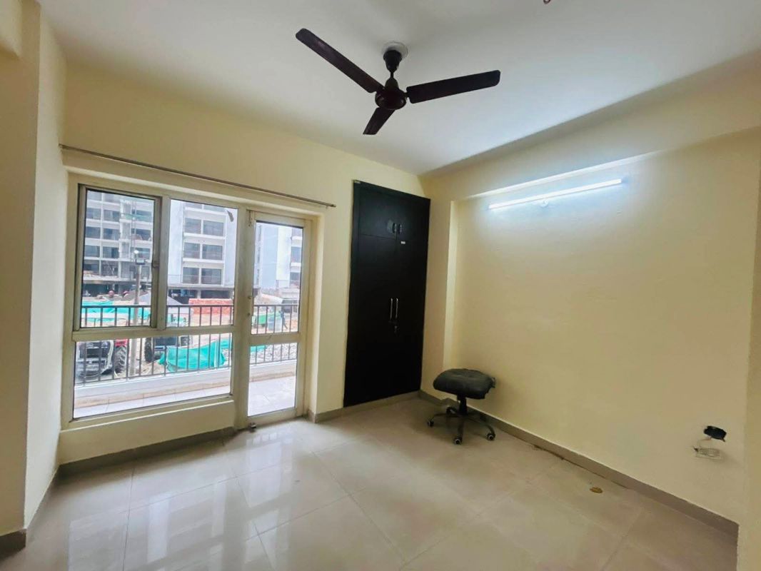 2.5 BHK + Study Room 1129 Sq.Ft. Apartment in Trident Embassy