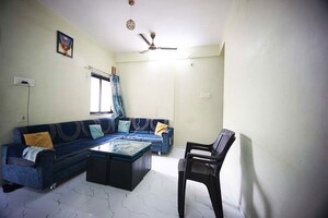 Team Area in 2 BHK Apartment at Maninagar – for Sale