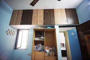 Furnished Amenities in 2 BHK Apartment at Maninagar – for Sale