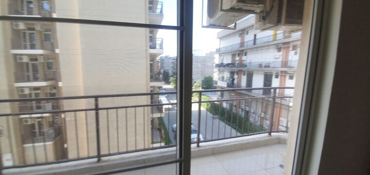 Balcony, barnala-green-lotus-avenue 3 Bedroom 1730 Sq.Ft. Apartment In Ambala Highway Zirakpur 10582933