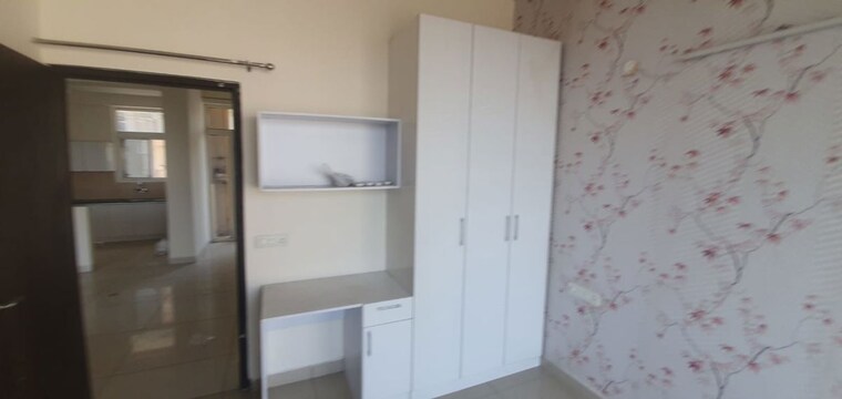 Room, barnala-green-lotus-avenue 3 Bedroom 1730 Sq.Ft. Apartment In Ambala Highway Zirakpur 10582933