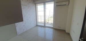 Room in 3 BHK Apartment at Barnala Green Lotus Avenue, Ambala Highway – for Rent