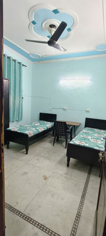 Pg For Rent in Sector 19