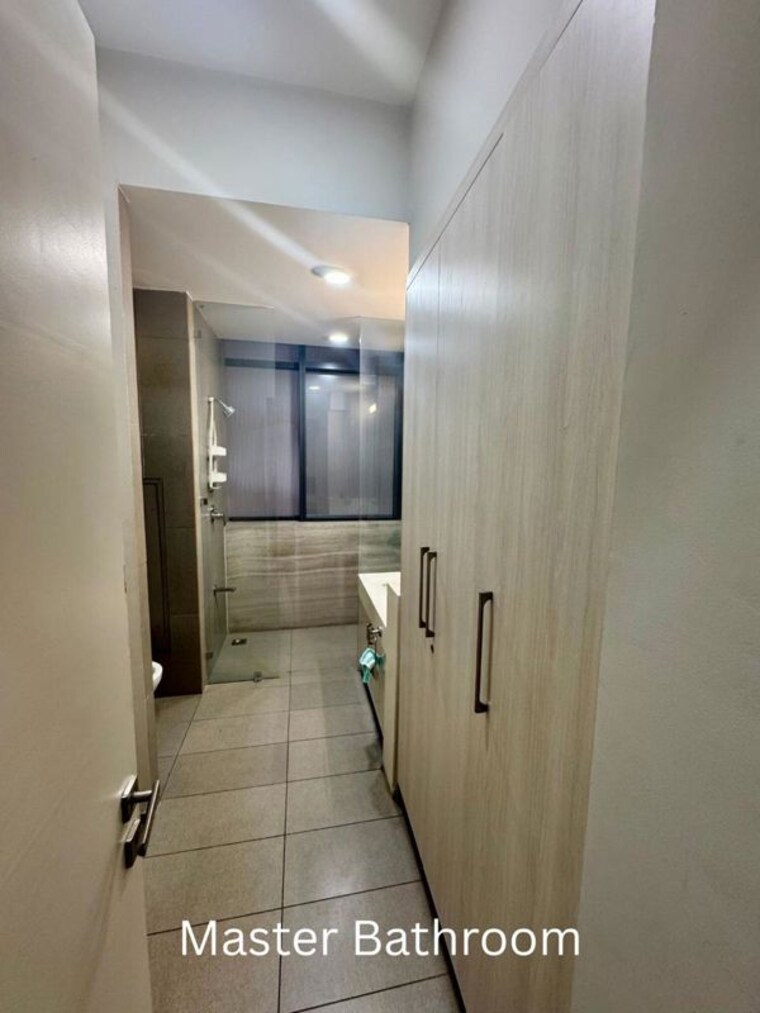 Bathroom, ireo-skyon 4 Bedroom 2800 Sq.Ft. Apartment In Sector 60 Gurgaon 10582963