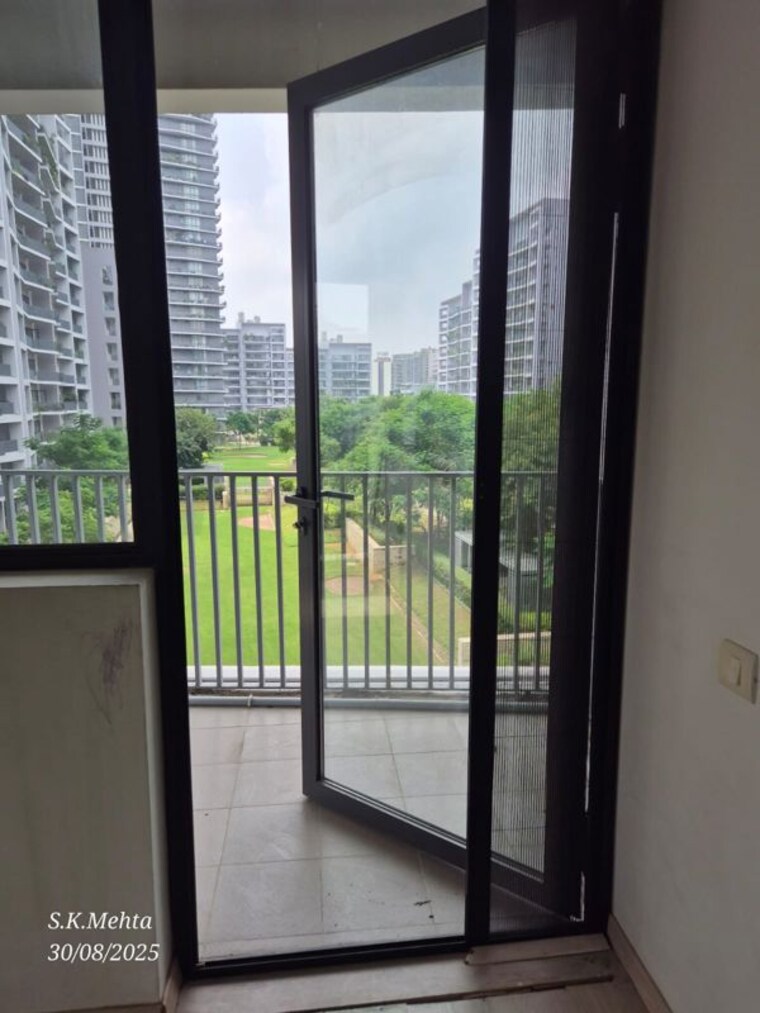 Balcony, ireo-skyon 3.5 Bedroom 2050 Sq.Ft. Apartment In Sector 60 Gurgaon 10582981