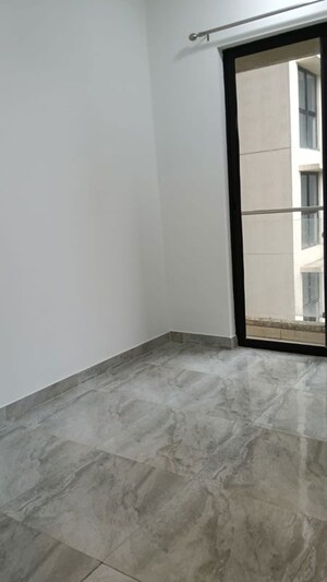 Room in 3 BHK Apartment at Risland The Icon, Dhokali – for Rent