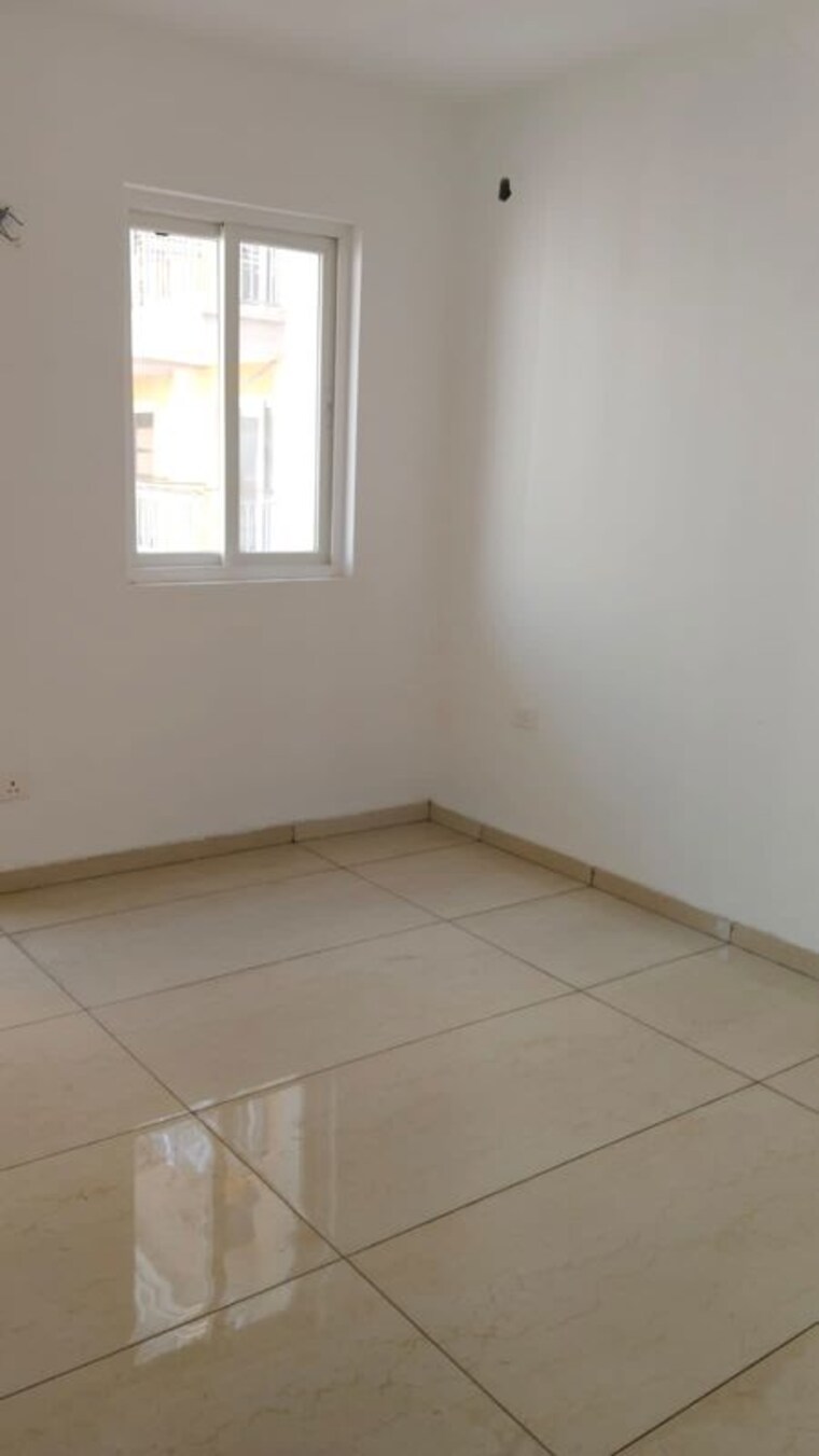 Room, one-oak-natura 3.5 Bedroom 2245 Sq.Ft. Apartment In Sushant Golf City Lucknow 10582957