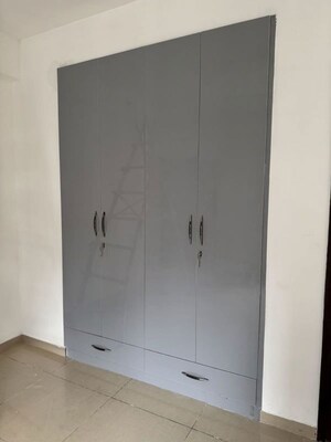 Room in 3 BHK Apartment at Jaypee Greens Aman, Sector 151 – for Sale