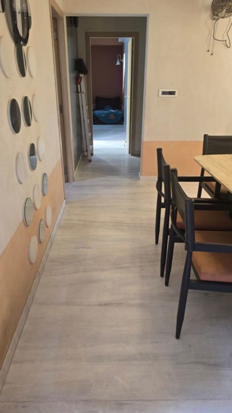 Gym, godrej-emerald 3 Bedroom 720 Sq.Ft. Apartment In Ghodbunder Road Thane 10582999