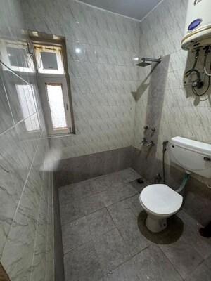 Bathroom in 3 BHK Apartment at Oasis Apartments, Sector 55 – for Rent