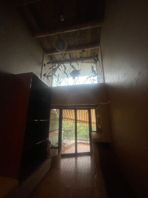  4 BHK Apartment at Khar West – for Rent