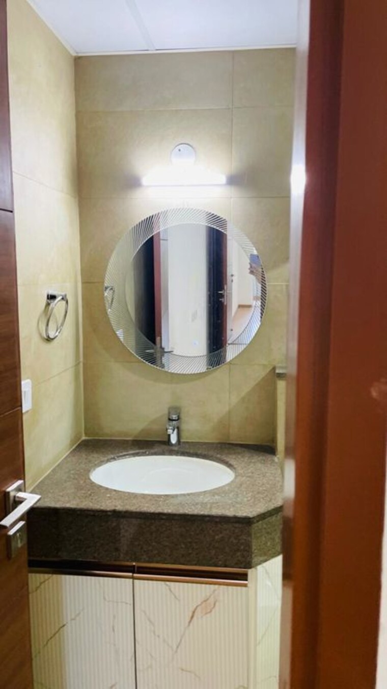 Bathroom, godrej-meridien 3 Bedroom 1625 Sq.Ft. Apartment In Sector 106 Gurgaon 10583008