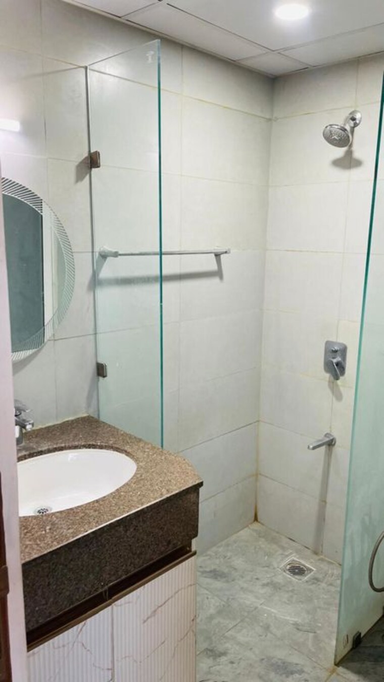 Bathroom, godrej-meridien 3 Bedroom 1625 Sq.Ft. Apartment In Sector 106 Gurgaon 10583008
