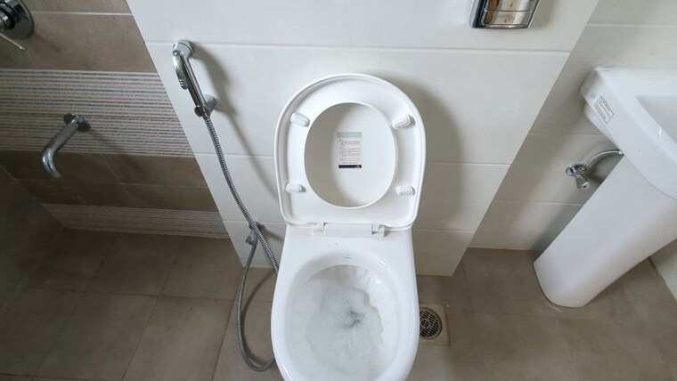 Bathroom, avon-vista 3 Bedroom 1152 Sq.Ft. Apartment In Balewadi Pune 10583022