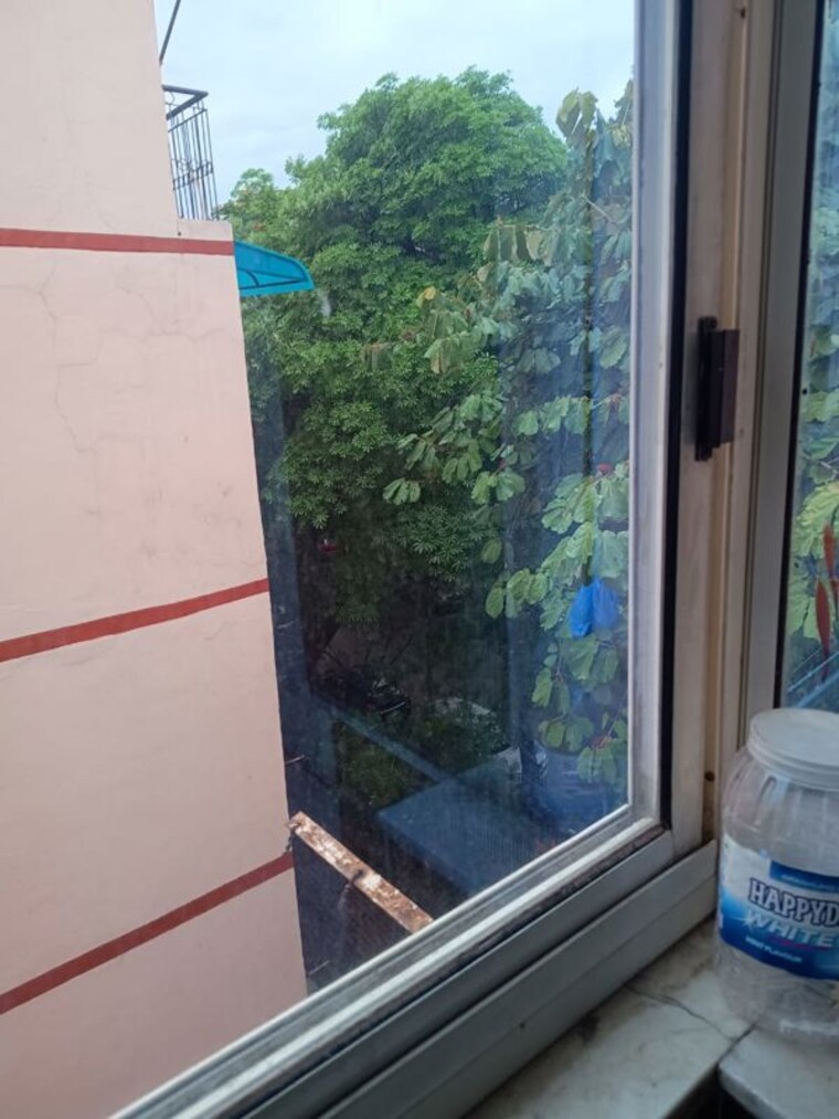 Balcony, ip extension 2 Bedroom 1000 Sq.Ft. Apartment In Ip Extension Delhi 10583014